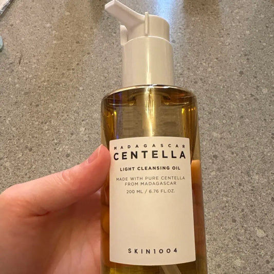 Centella Light Cleansing Oil